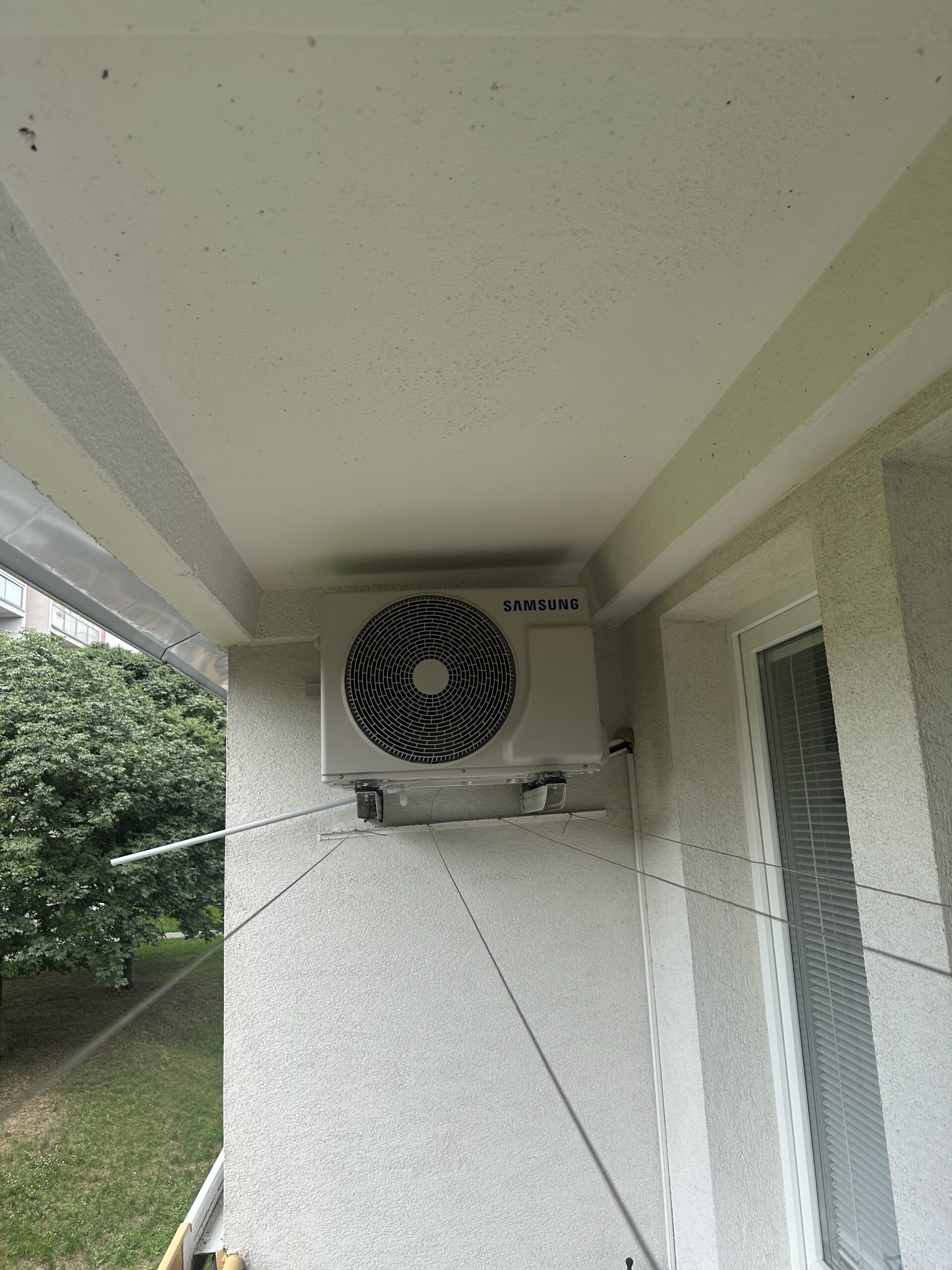 Ukážka inštalovanej jednotky 9